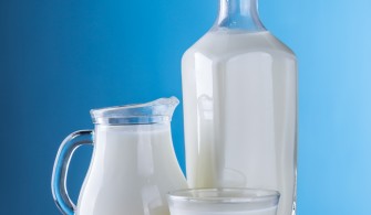Milchprodukte und vegane Alternativen